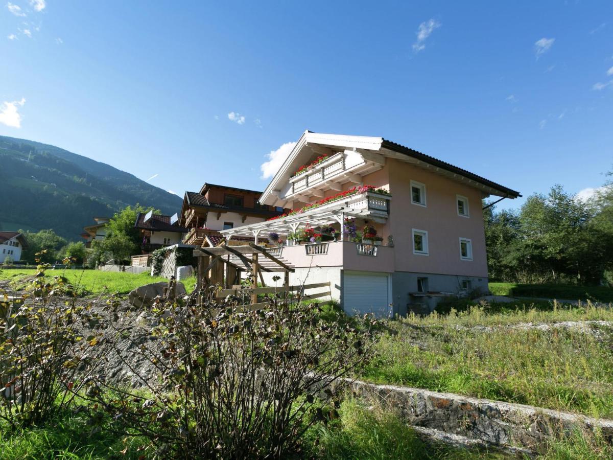 Apartment With Terrace In Aschau Im Zillertal Buitenkant foto