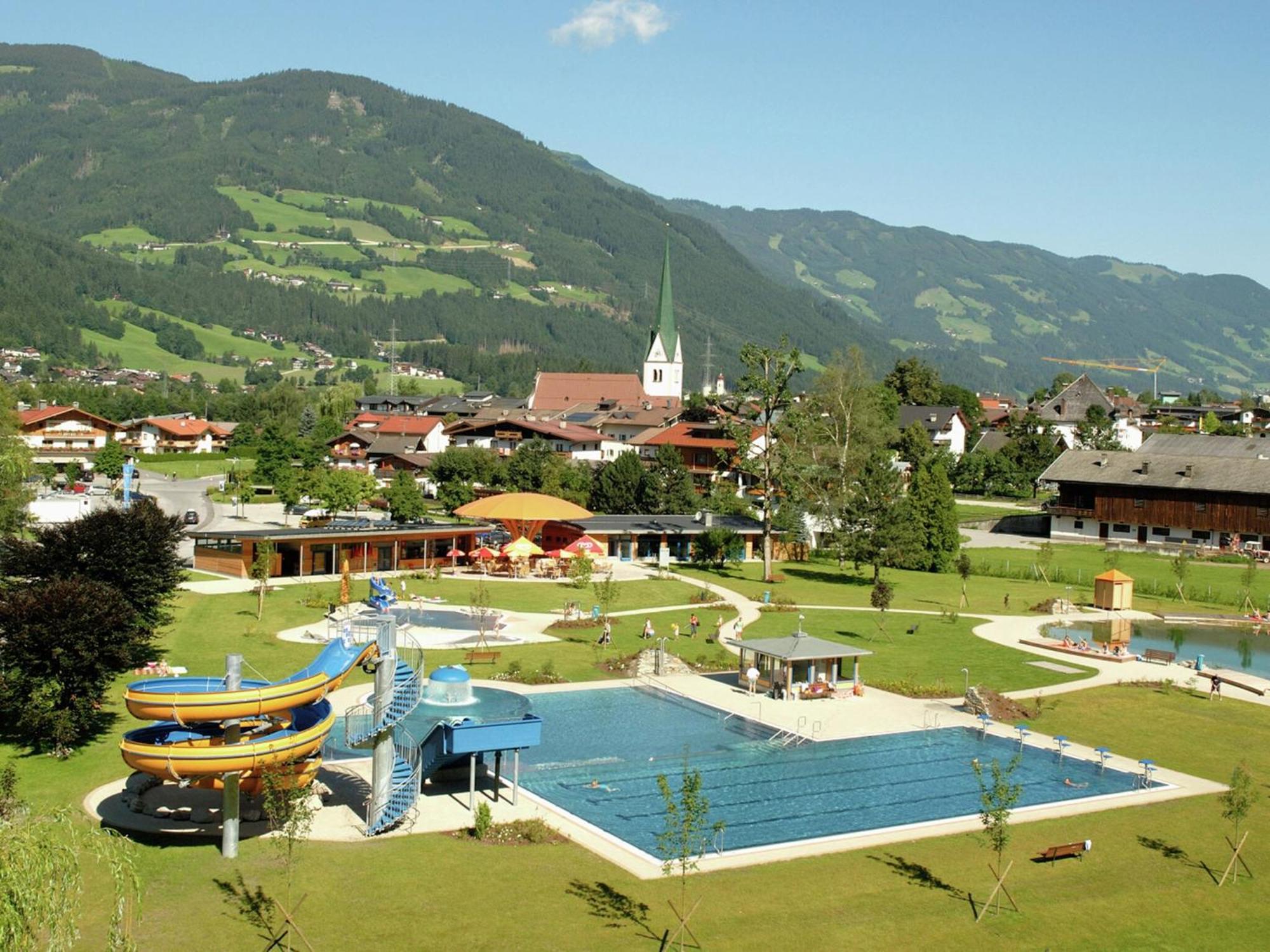 Apartment With Terrace In Aschau Im Zillertal Buitenkant foto