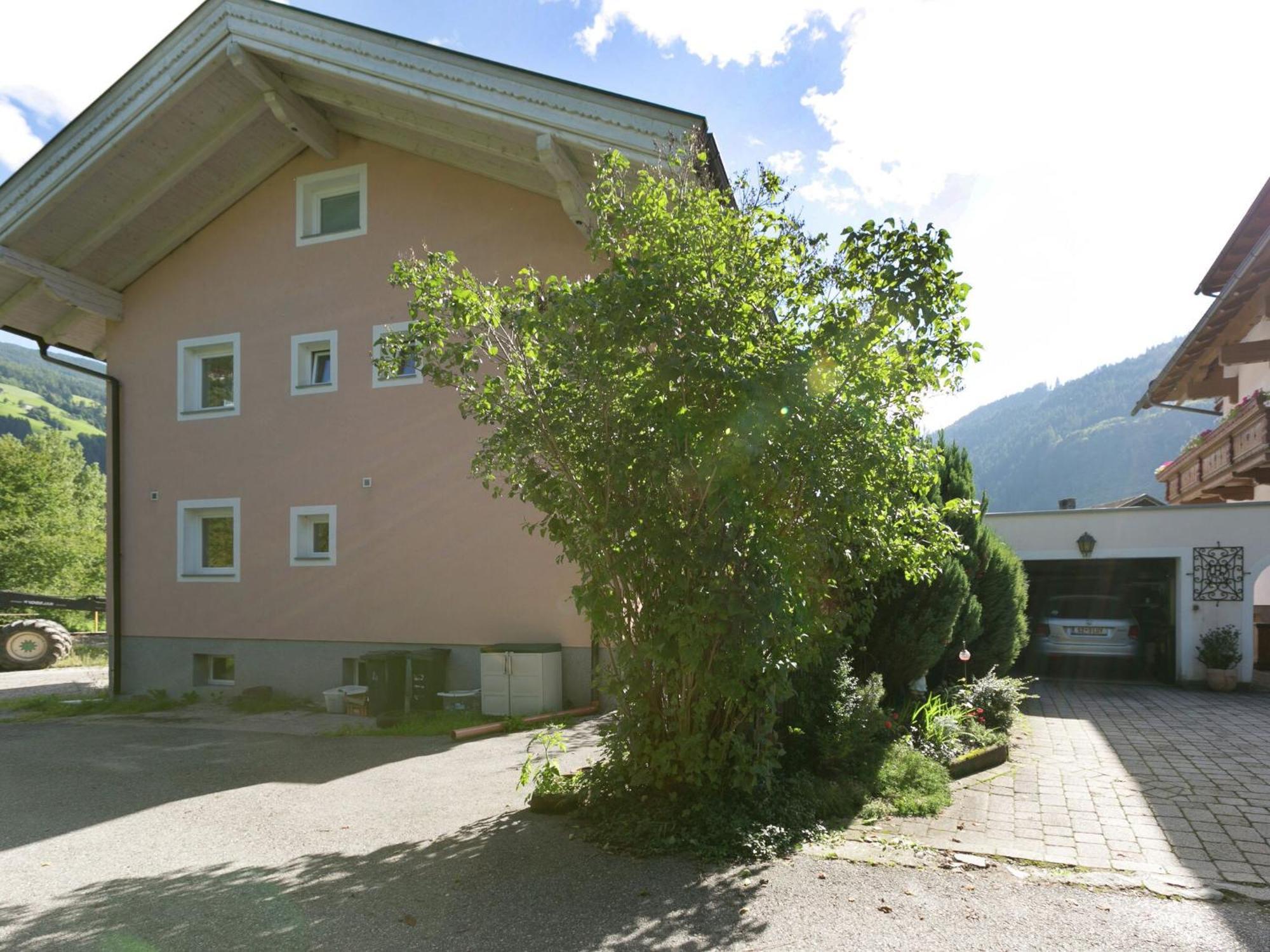 Apartment With Terrace In Aschau Im Zillertal Buitenkant foto