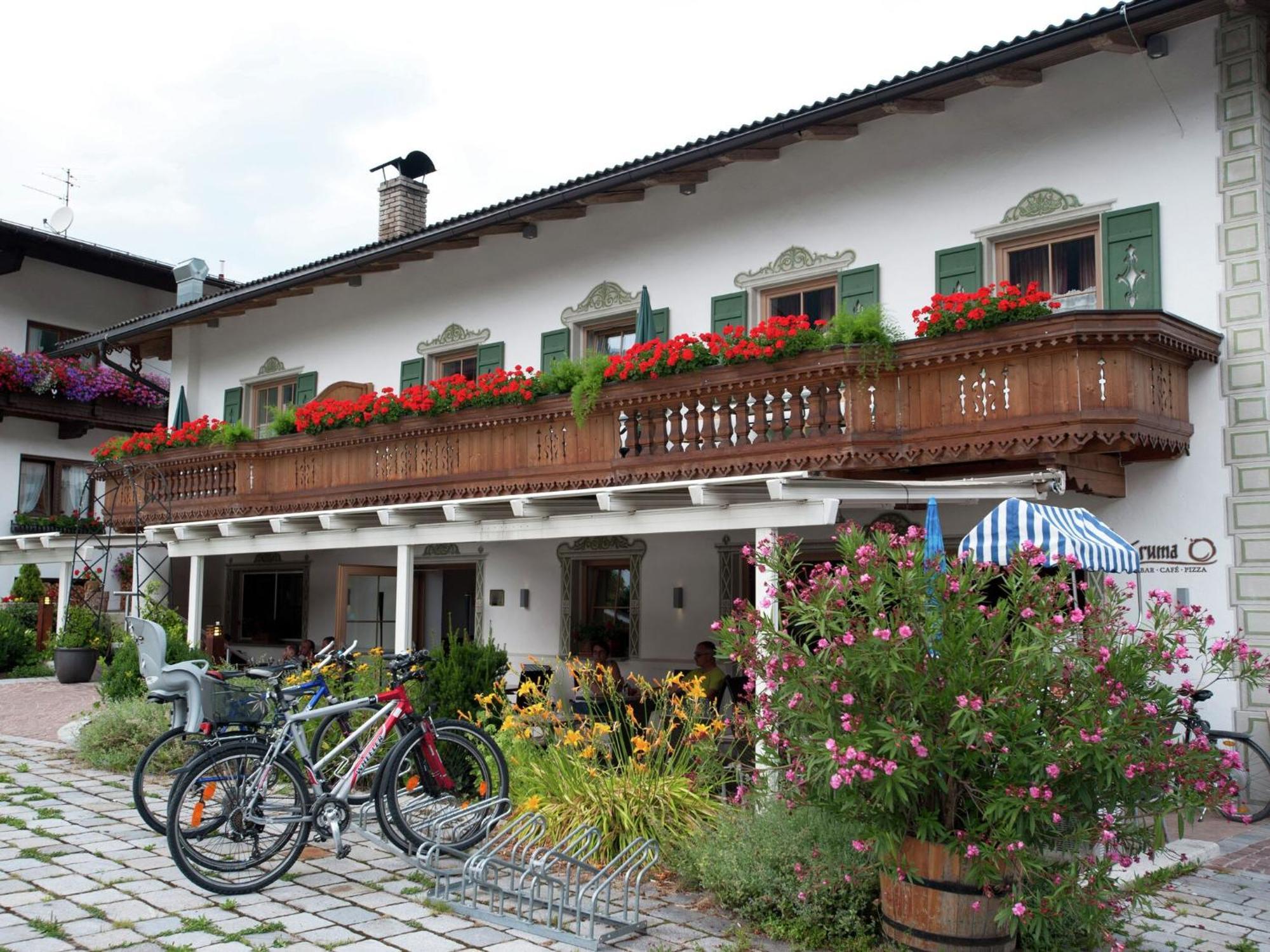 Apartment With Terrace In Aschau Im Zillertal Buitenkant foto